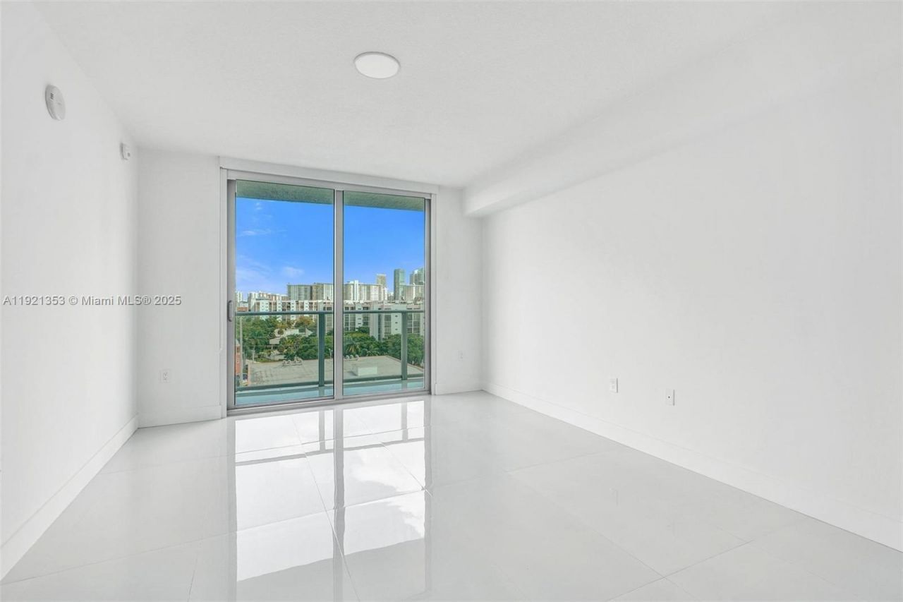 330 Sunny Isles Blvd, Unit 5-805, Sunny Isles Beach, FL 33160 Photo