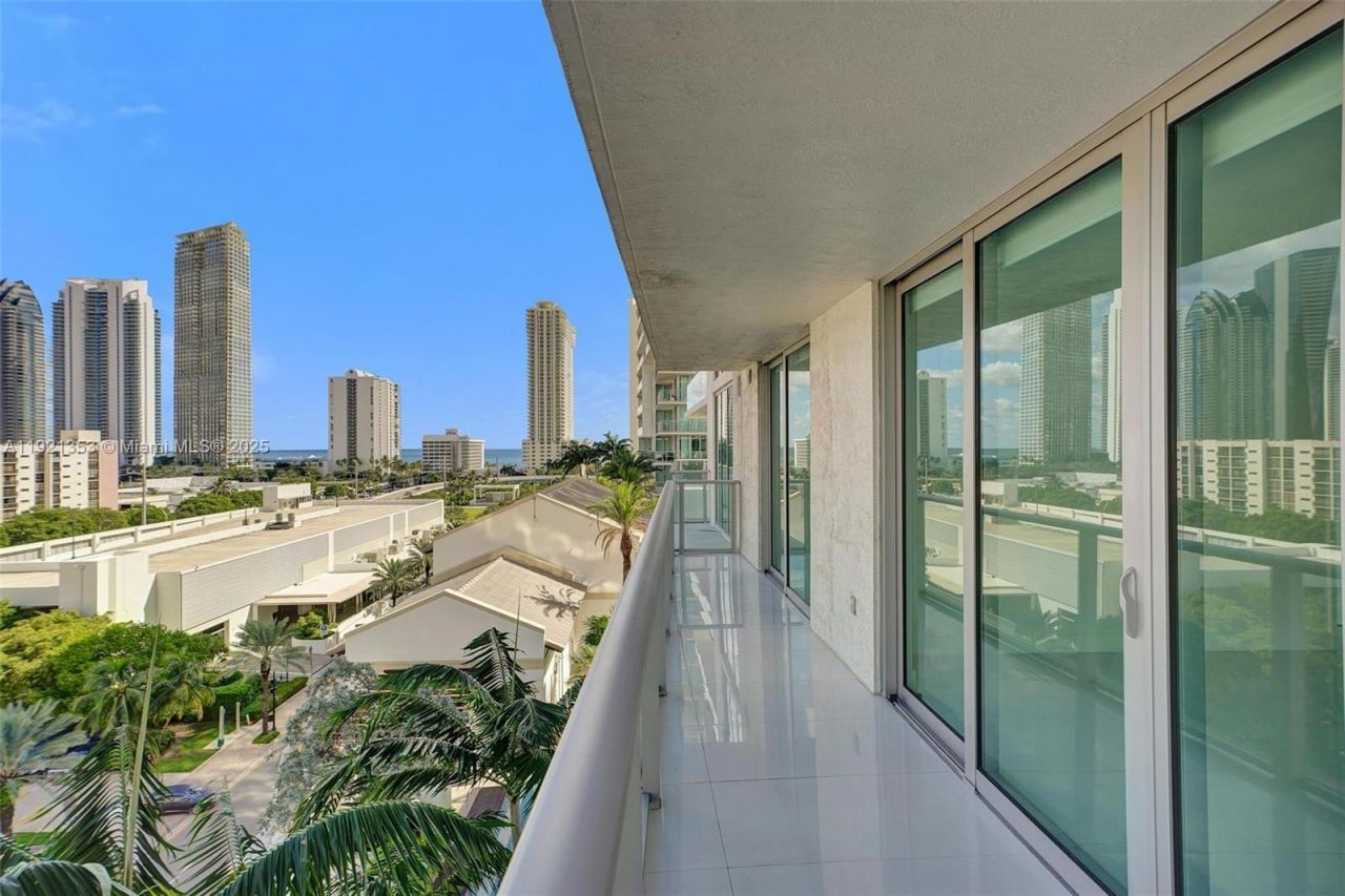 330 Sunny Isles Blvd, Unit 5-805, Sunny Isles Beach, FL 33160 Photo