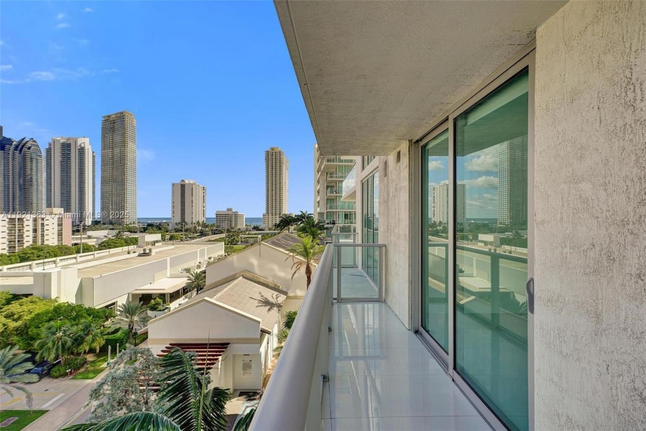 330 Sunny Isles Blvd, Unit 5-805, Sunny Isles Beach, FL 33160 Photo