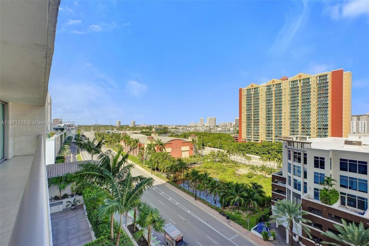 330 Sunny Isles Blvd, Unit 5-805, Sunny Isles Beach, FL 33160 Photo