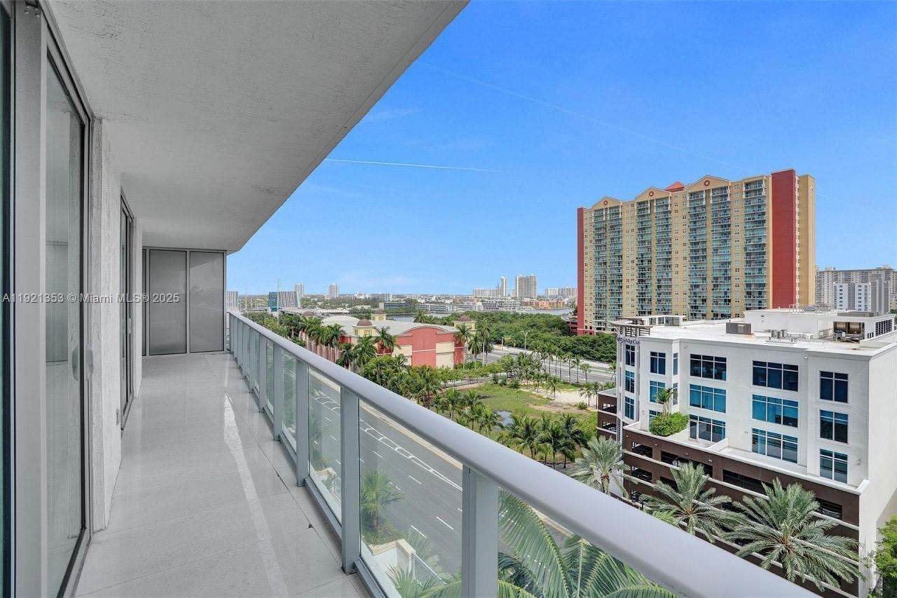 330 Sunny Isles Blvd, Unit 5-805, Sunny Isles Beach, FL 33160 Photo