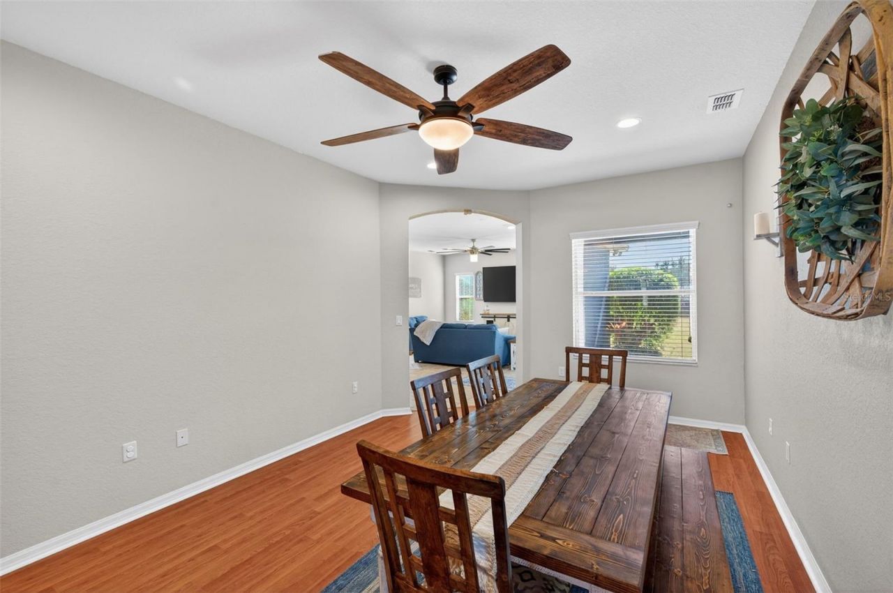 4645 Executive Meadows Drive, Plant City, FL 33567 Photo