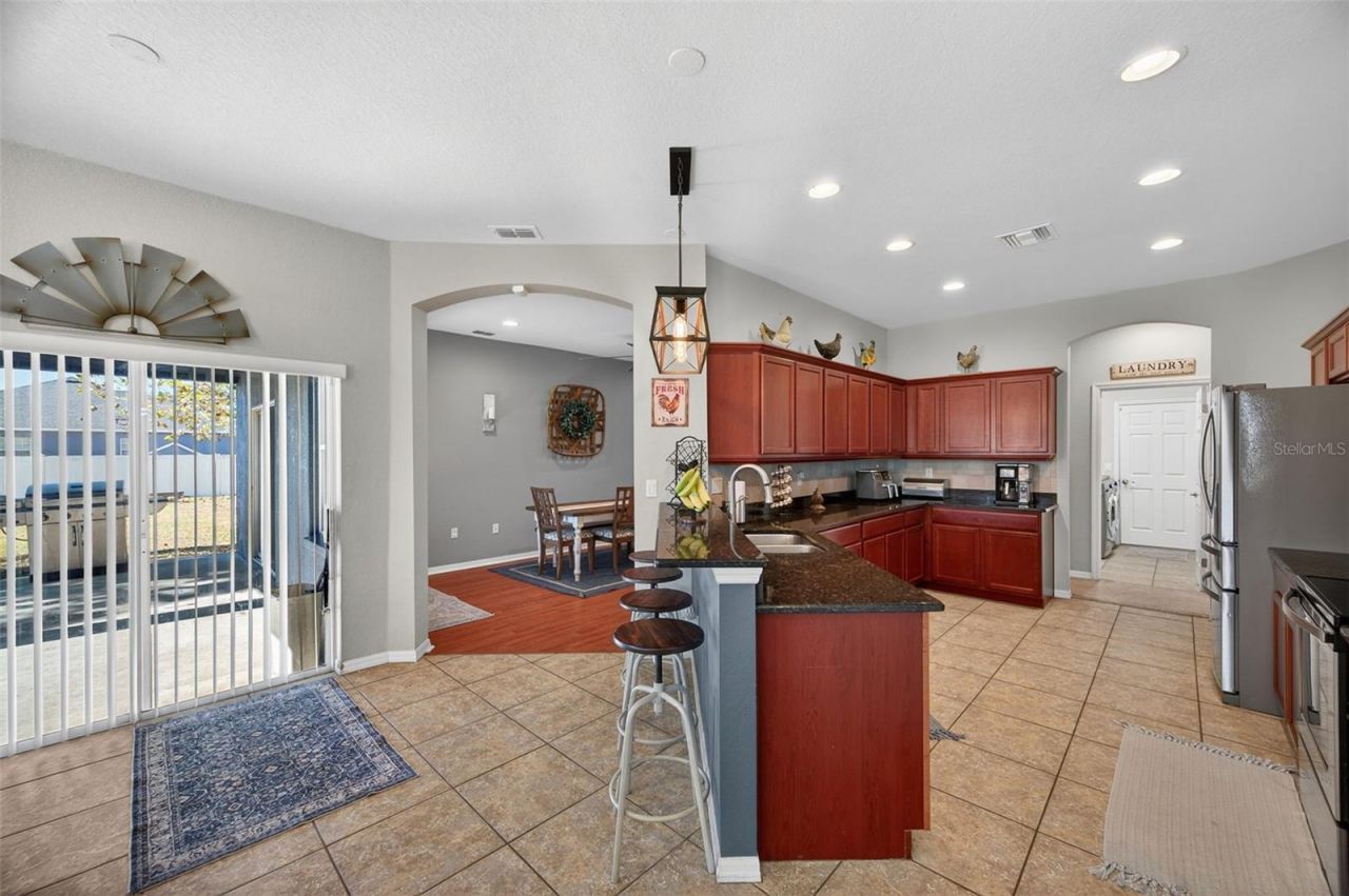 4645 Executive Meadows Drive, Plant City, FL 33567 Photo