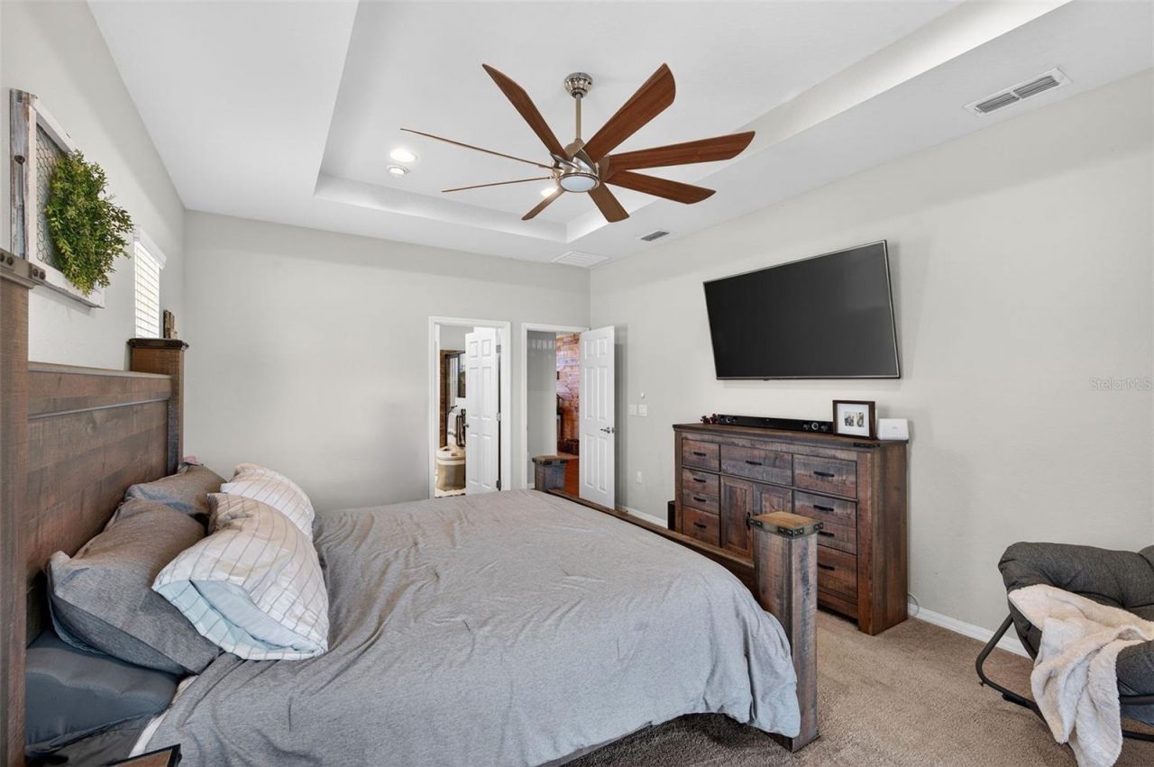 4645 Executive Meadows Drive, Plant City, FL 33567 Photo