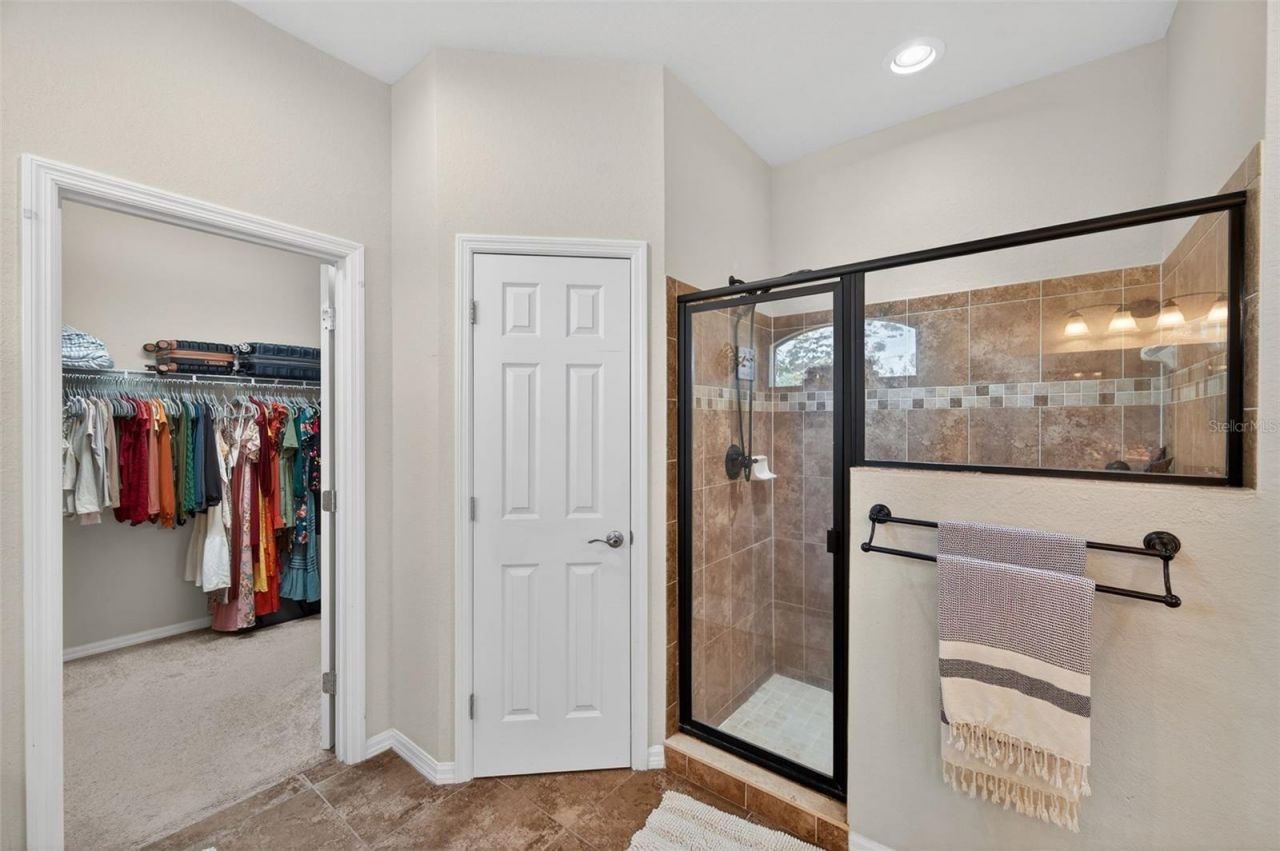 4645 Executive Meadows Drive, Plant City, FL 33567 Photo