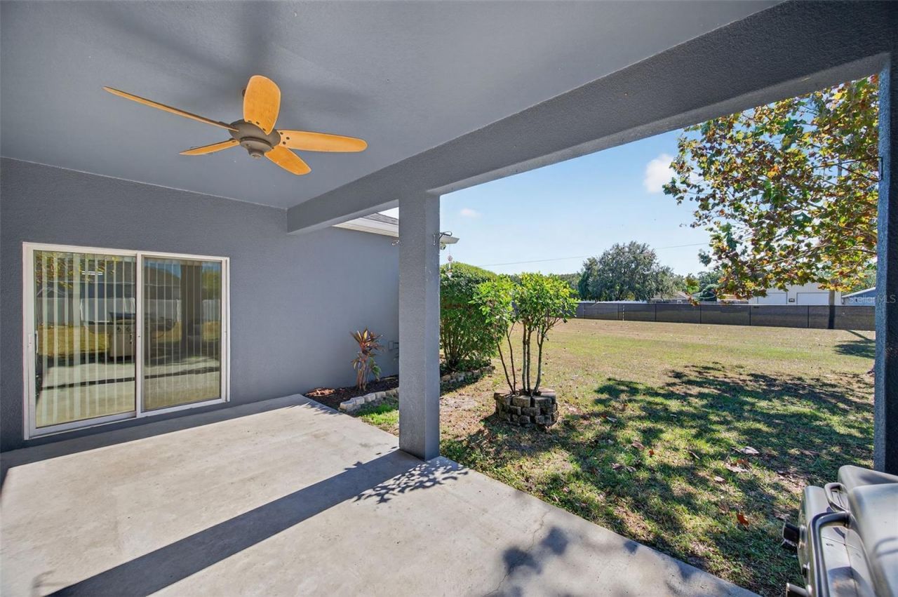 4645 Executive Meadows Drive, Plant City, FL 33567 Photo