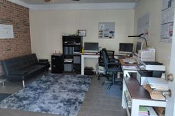 110 Brook Valley Drive photo 4