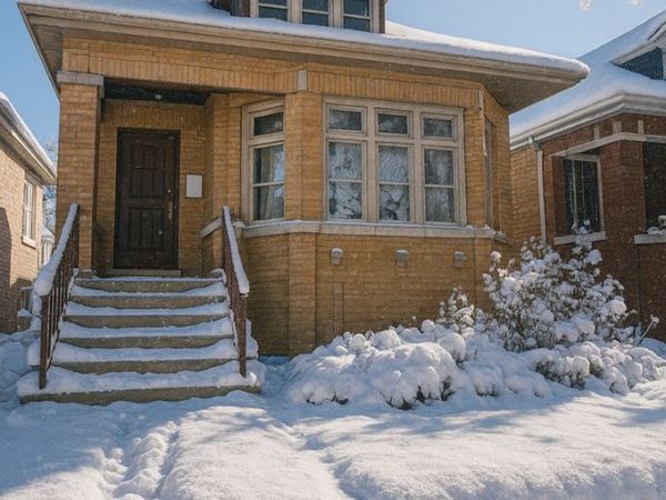 9919 S Charles Street, Chicago, IL 60643