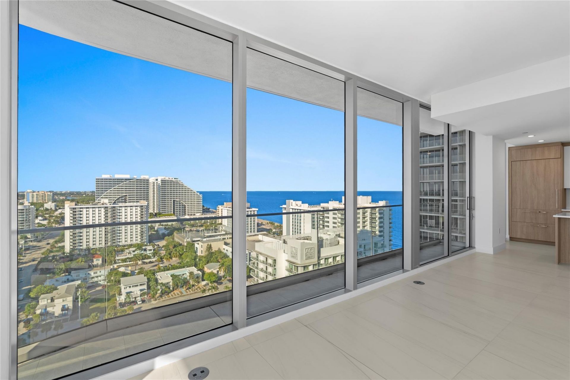 153 N Seabreeze Boulevard, Unit 1704S, Fort Lauderdale, FL 33304 Photo