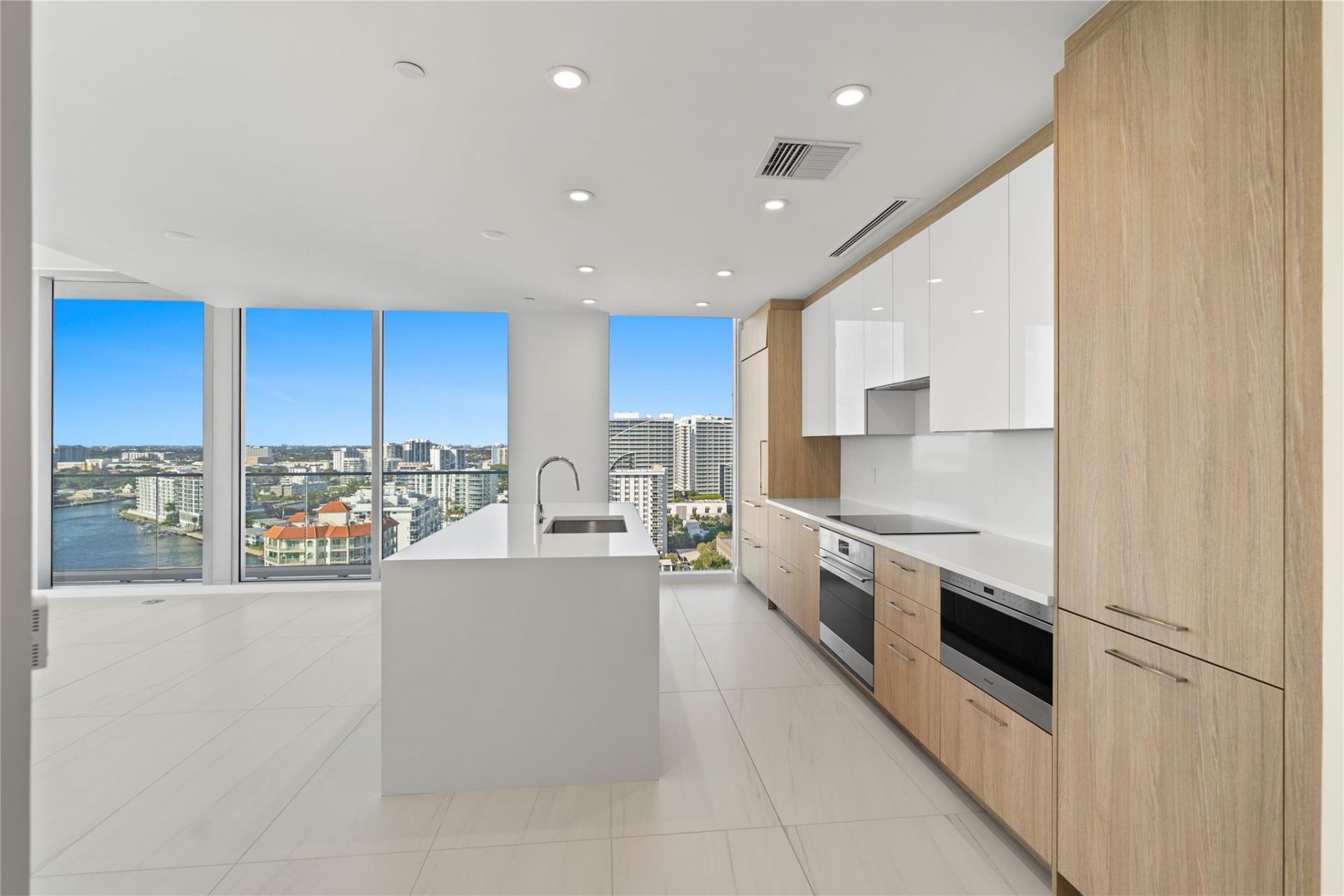 153 N Seabreeze Boulevard, Unit 1704S, Fort Lauderdale, FL 33304 Photo