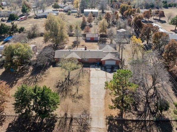 1916 Timber Ridge Drive, Newcastle, OK 73065