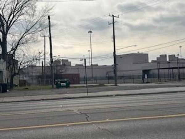 3839 Michigan Avenue, Detroit, MI 48216