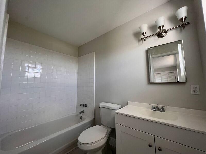 609 NE 6th Court, Unit H, Boynton Beach, FL 33435 Photo