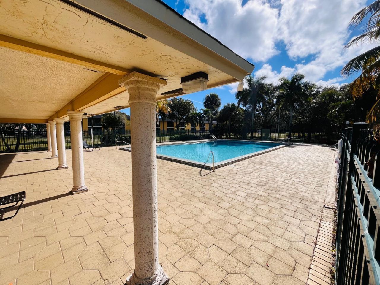 1106 Meadows Circle, Boynton Beach, FL 33436 Photo