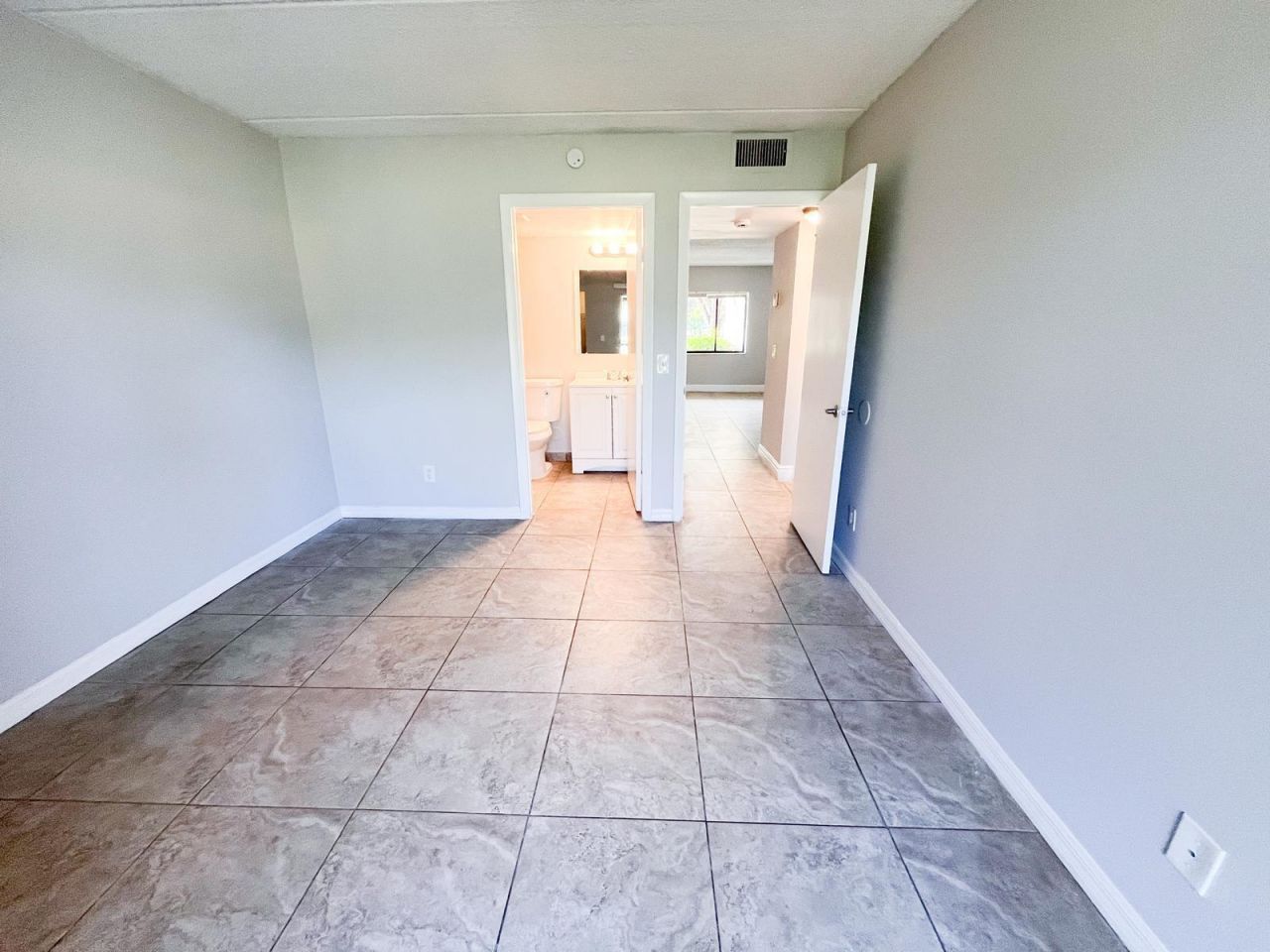 1106 Meadows Circle, Boynton Beach, FL 33436 Photo