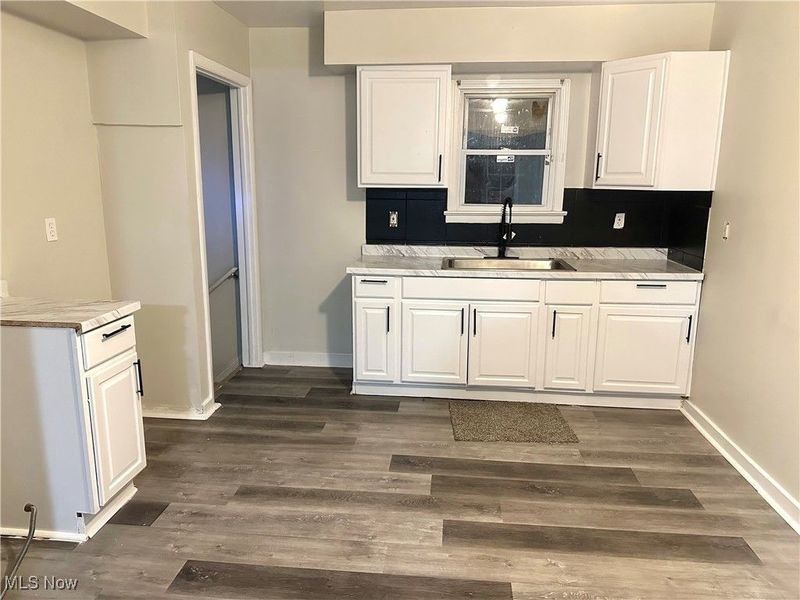 14100 Saybrook Avenue, Cleveland, OH 44105 Photo 10