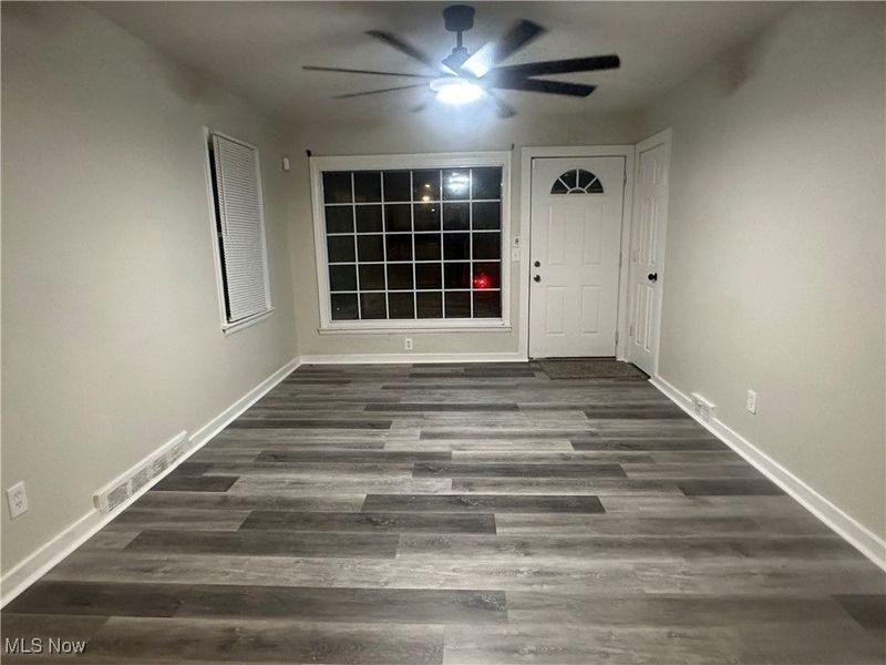 14100 Saybrook Avenue, Cleveland, OH 44105 Photo 9