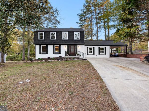 101 Charter Oak Court, Peachtree City, GA 30269