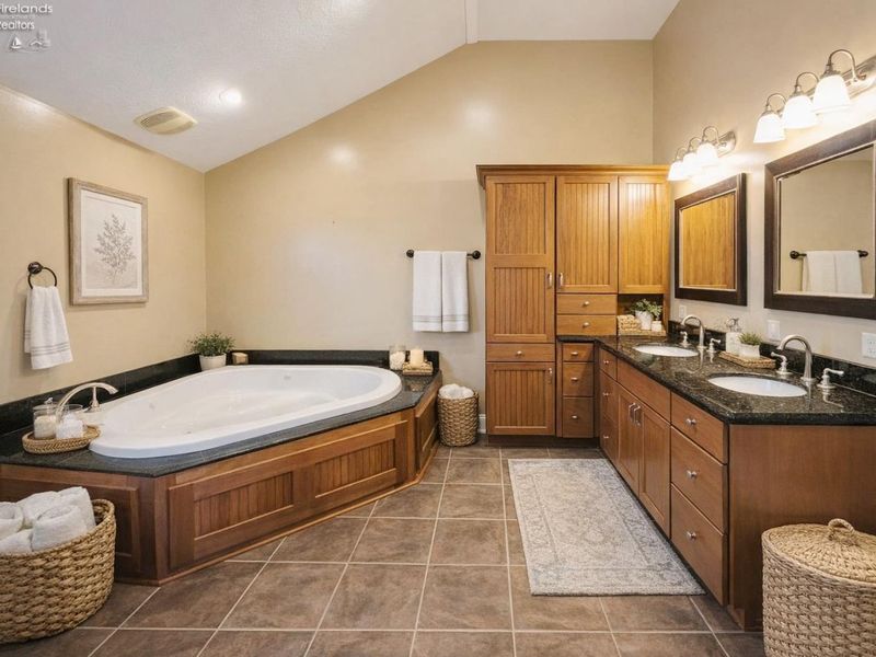 6117 Maple Hill Drive, Castalia, OH 44824 Photo 16