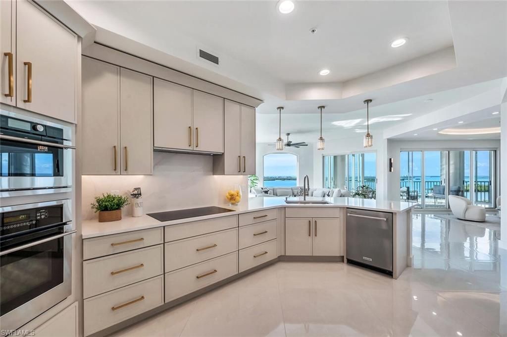 4811 Island Pond Ct, Unit 1104, Bonita Springs, FL 34134 Photo