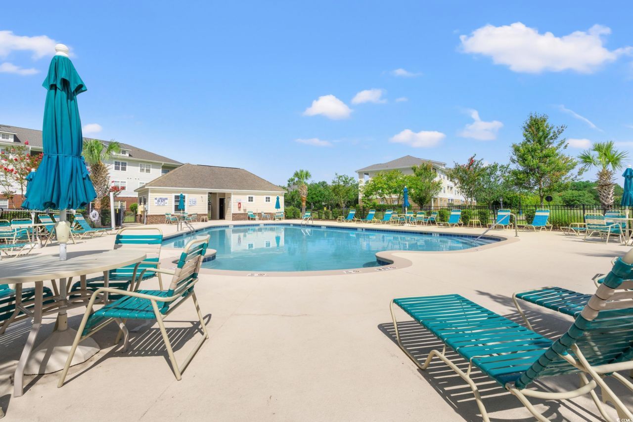 604 Heathrow Dr. Photo 25