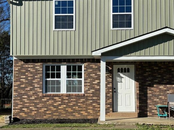 744 Brian Court, Radcliff, KY 40160