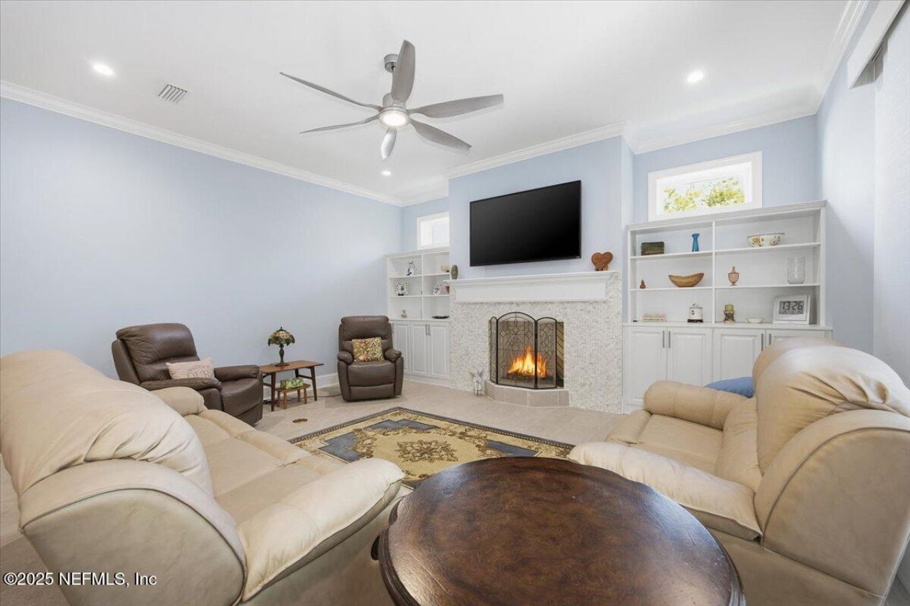 4 Summer Court, Jacksonville Beach, FL 32250 Photo