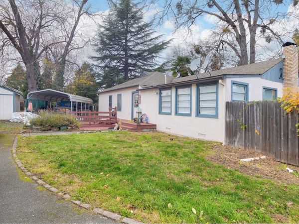 1213 E Park Street, Grants Pass, OR 97527