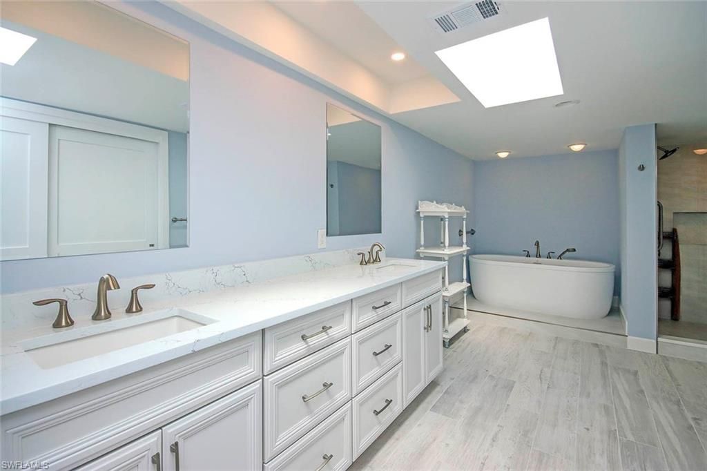 3145 W Gulf Dr, Unit 205, Sanibel, FL 33957 Photo