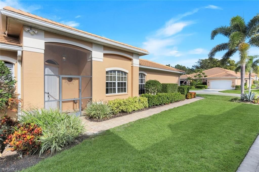 12694 Fox Ridge Dr, Bonita Springs, FL 34135 Photo