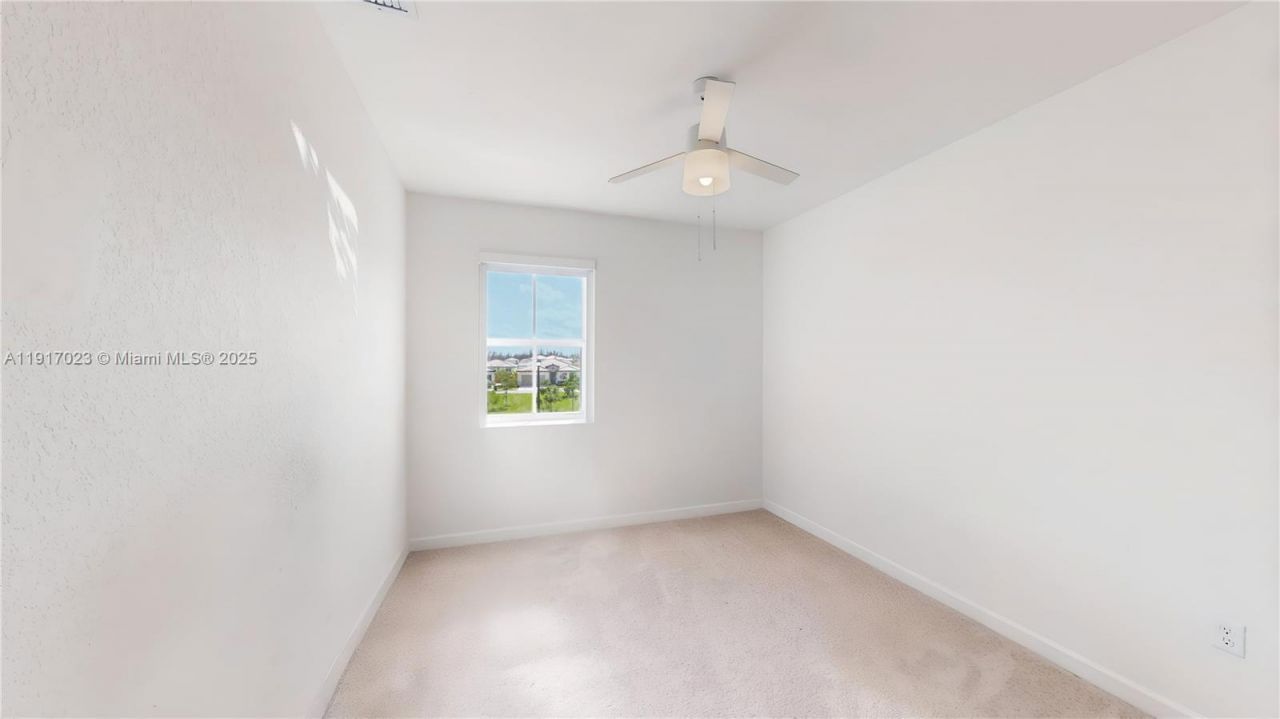 2333 SE 28th Ct, Homestead, FL 33035 Photo