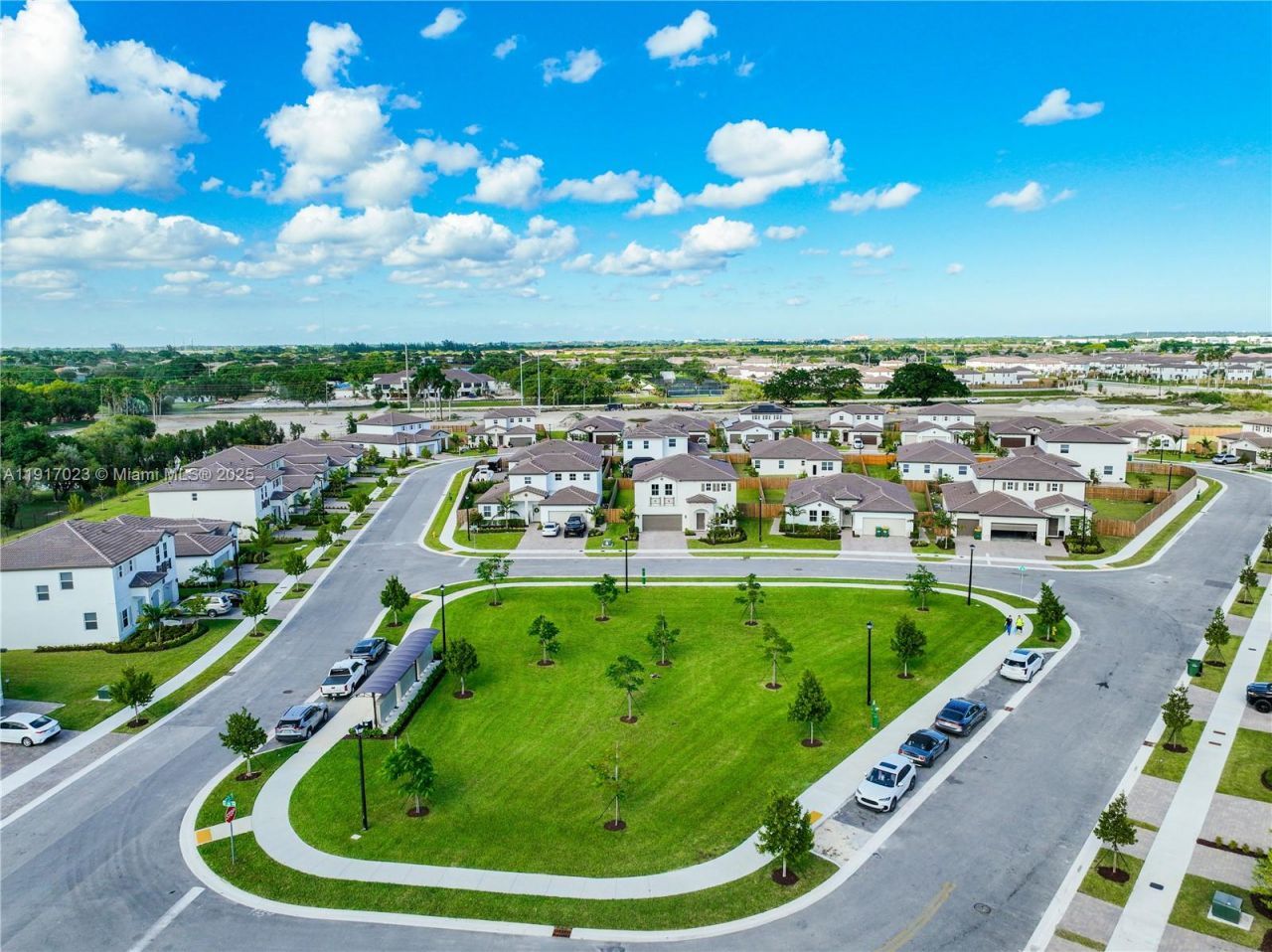 2333 SE 28th Ct, Homestead, FL 33035 Photo