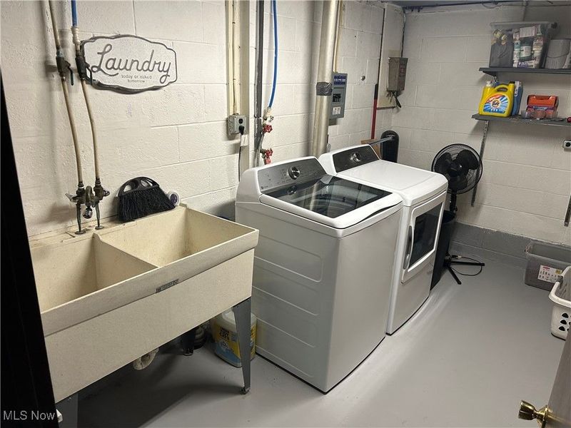 539 Forestview Drive, Wintersville, OH 43953 Photo 24