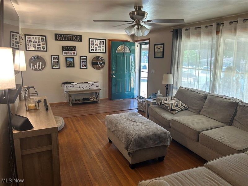 539 Forestview Drive, Wintersville, OH 43953 Photo 4