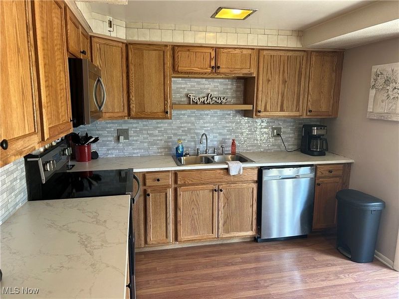 539 Forestview Drive, Wintersville, OH 43953 Photo 5