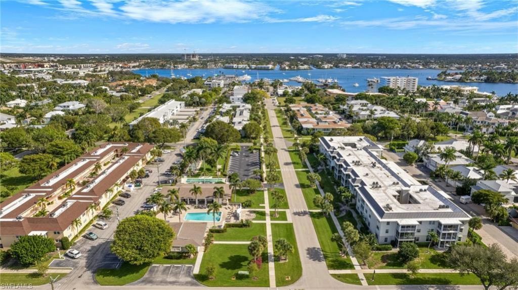 635 12th Ave S, Unit 635, Naples, FL 34102 Photo