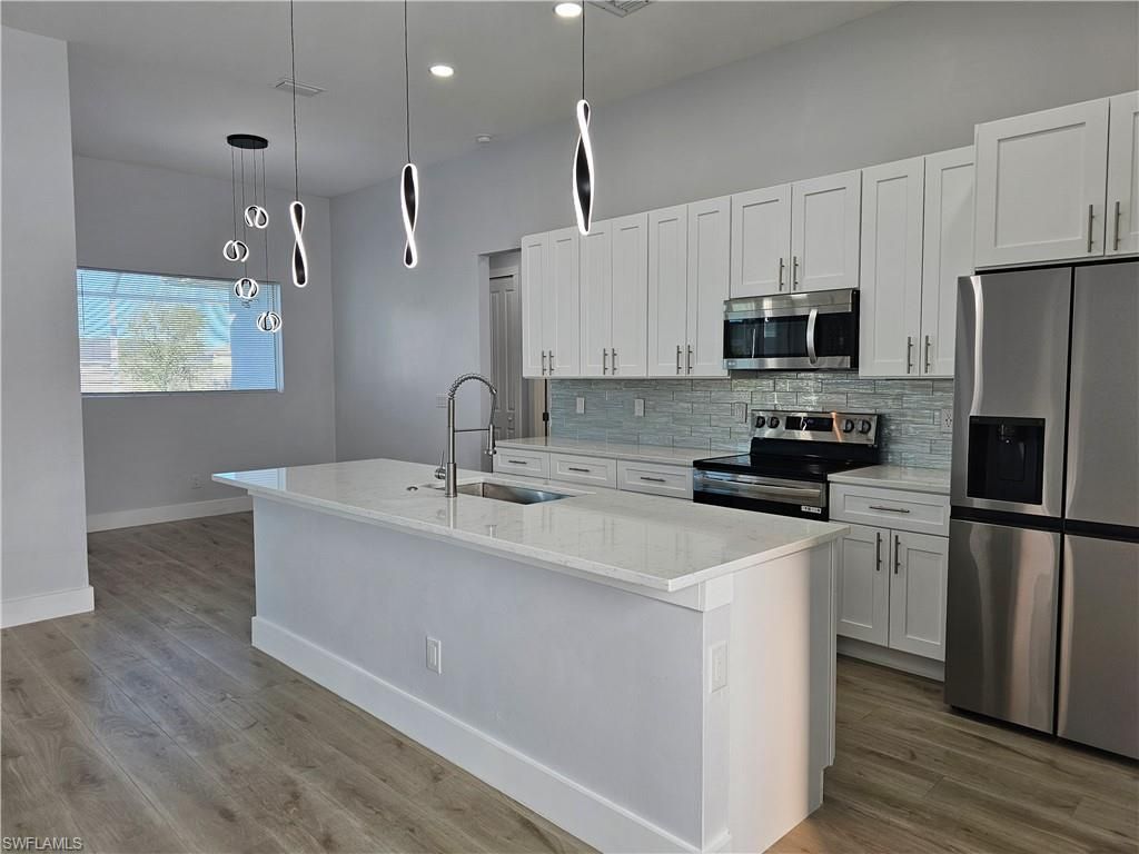 1425 NW 1st St, Cape Coral, FL 33993 Photo
