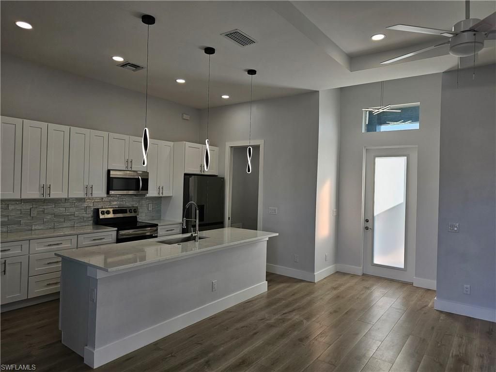 1425 NW 1st St, Cape Coral, FL 33993 Photo