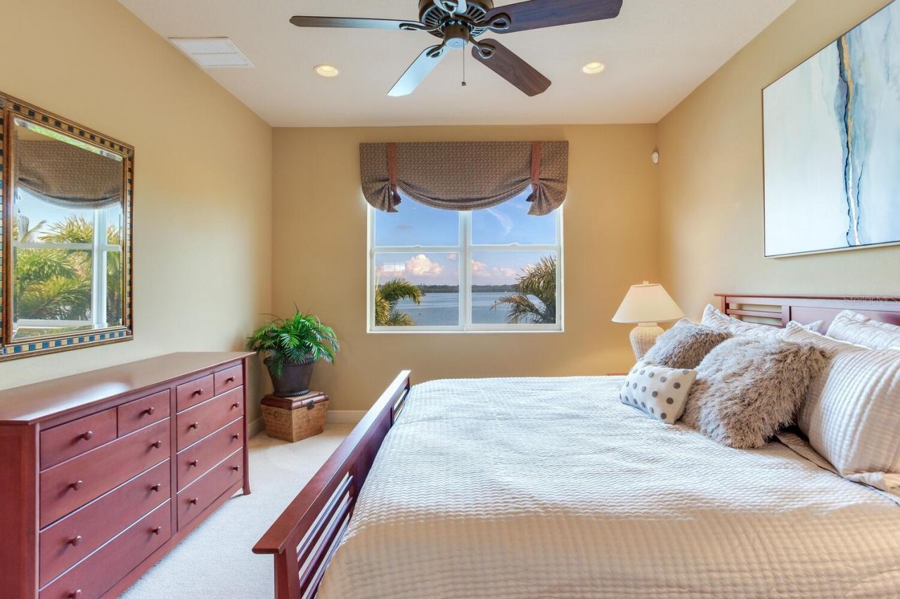 17371 Kennedy Drive, North Redington Beach, FL 33708 Photo