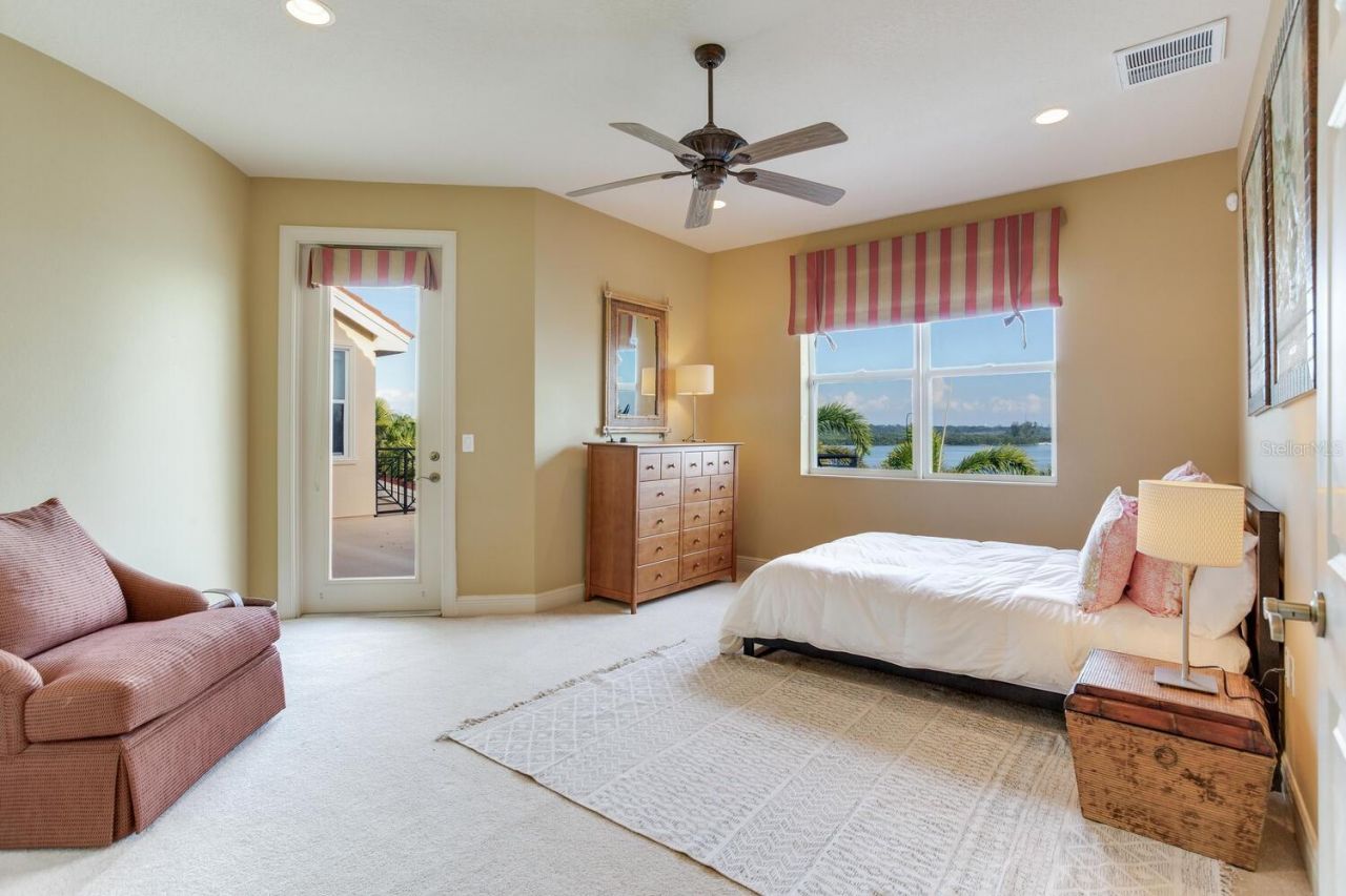 17371 Kennedy Drive, North Redington Beach, FL 33708 Photo