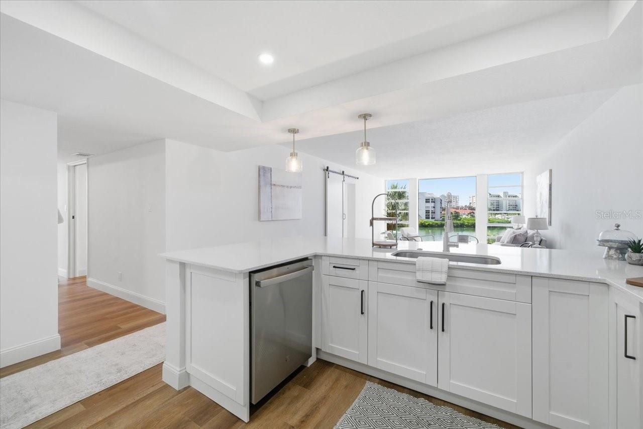 7400 Sun Island Drive S, Unit 202, South Pasadena, FL 33707 Photo