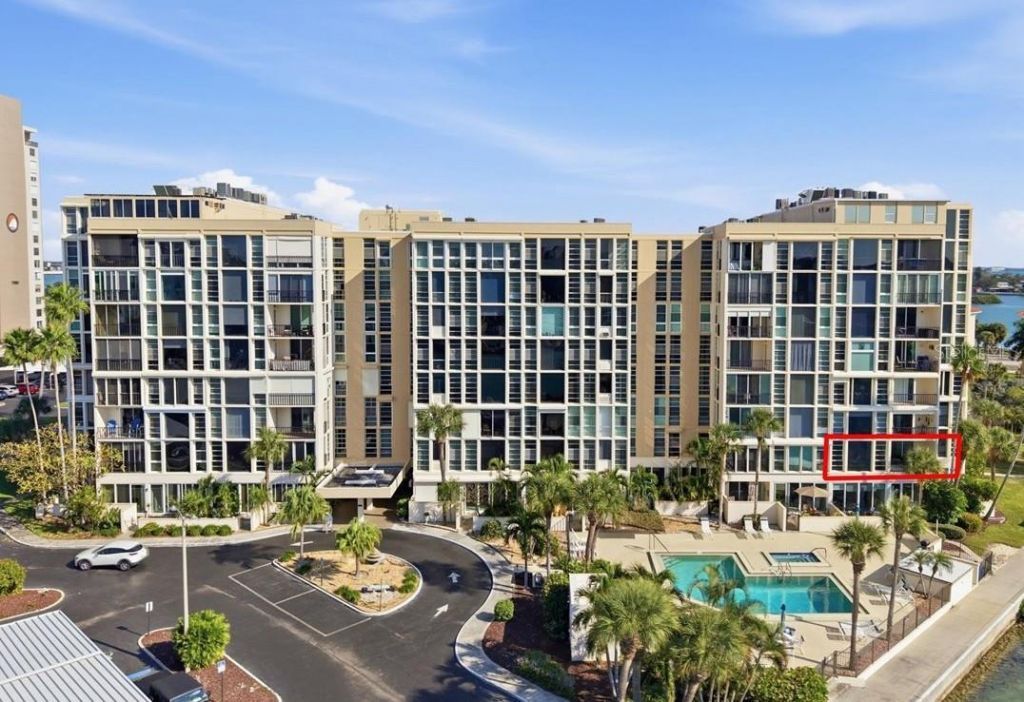 7400 Sun Island Drive S, Unit 202, South Pasadena, FL 33707 Photo