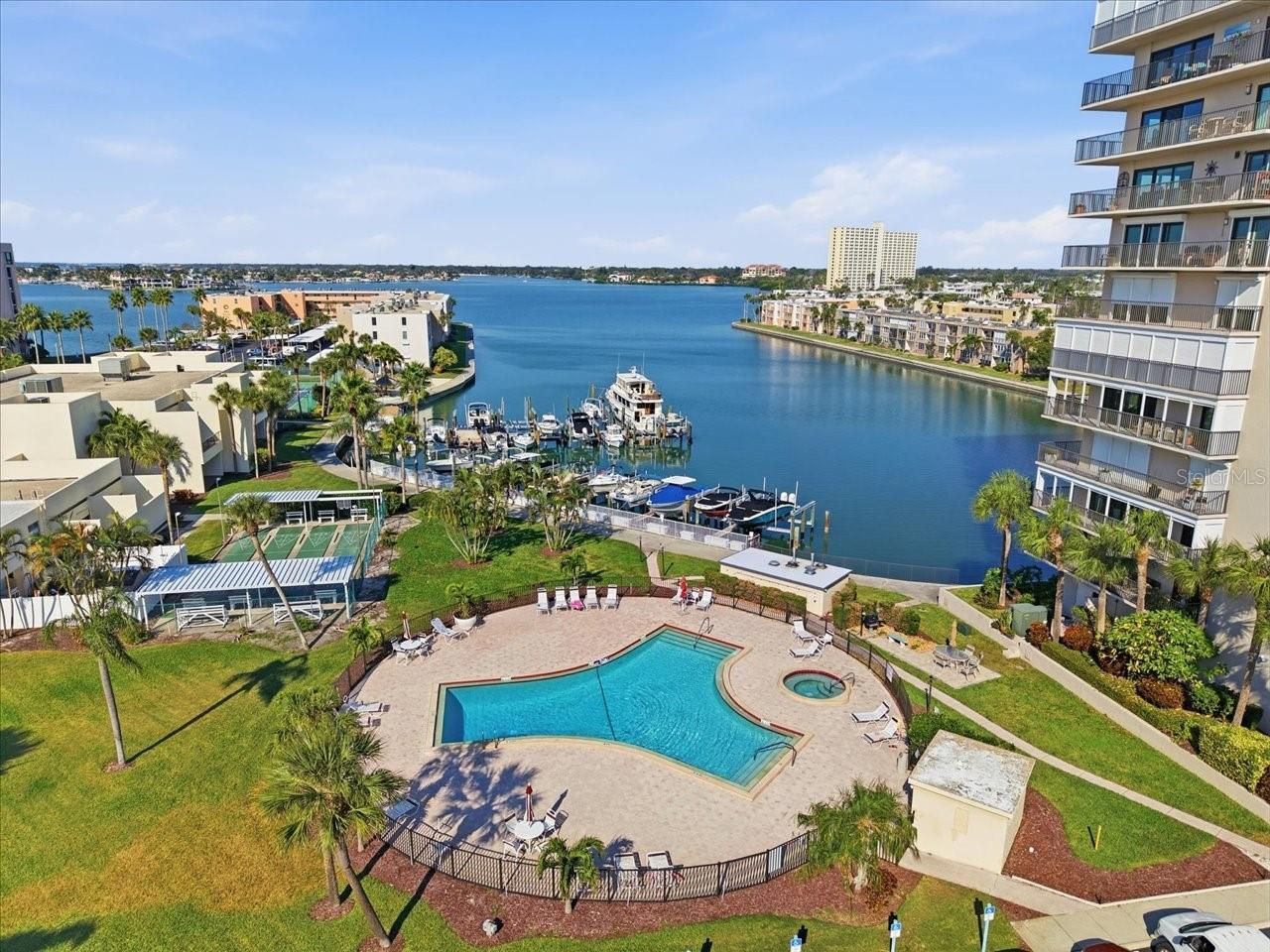 7400 Sun Island Drive S, Unit 202, South Pasadena, FL 33707 Photo
