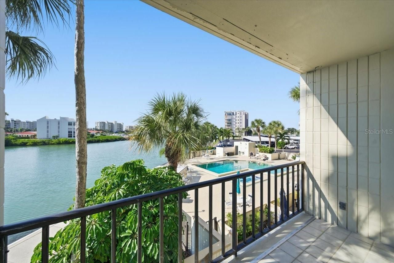 7400 Sun Island Drive S, Unit 202, South Pasadena, FL 33707 Photo
