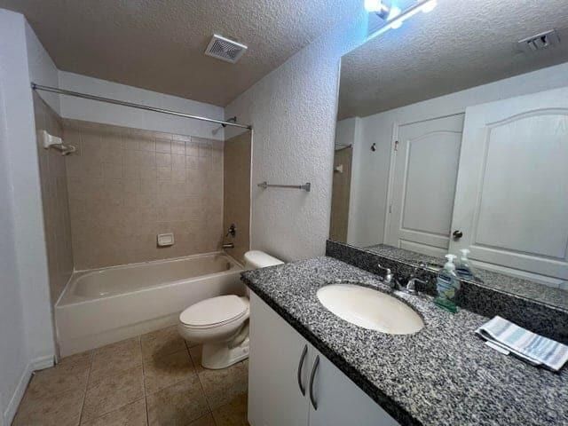 132 SW Peacock Boulevard, Unit 17-104, Port Saint Lucie, FL 34986 Photo