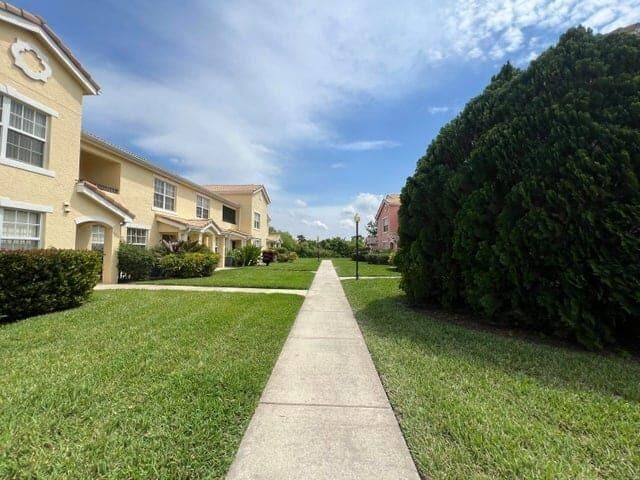 132 SW Peacock Boulevard, Unit 17-104, Port Saint Lucie, FL 34986 Photo
