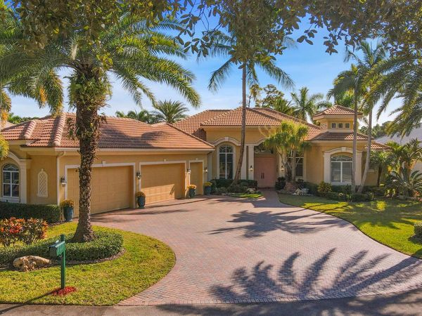 7458 Legends Drive, Port Saint Lucie, FL 34986