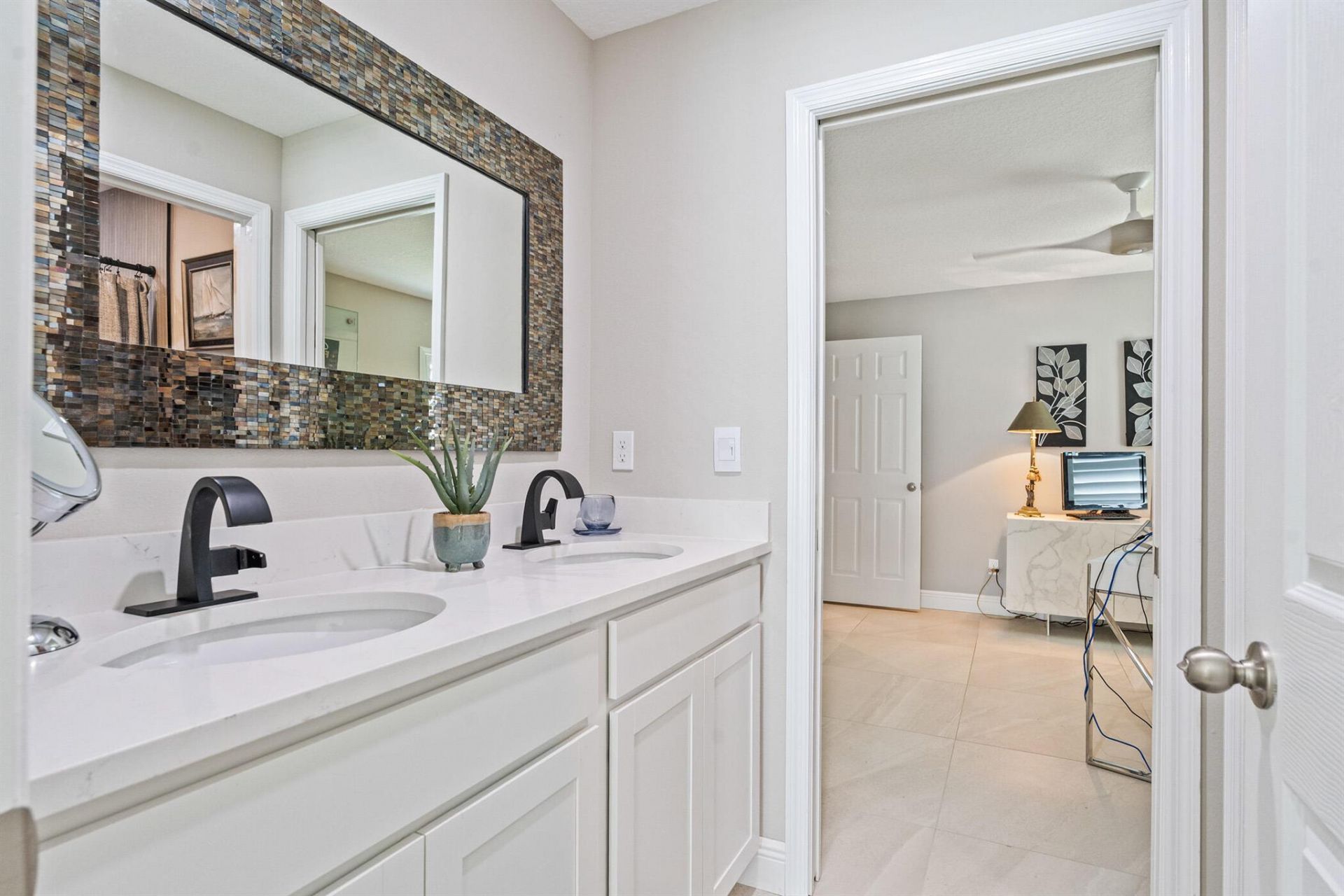 6 52nd Square, Vero Beach, FL 32968 Photo