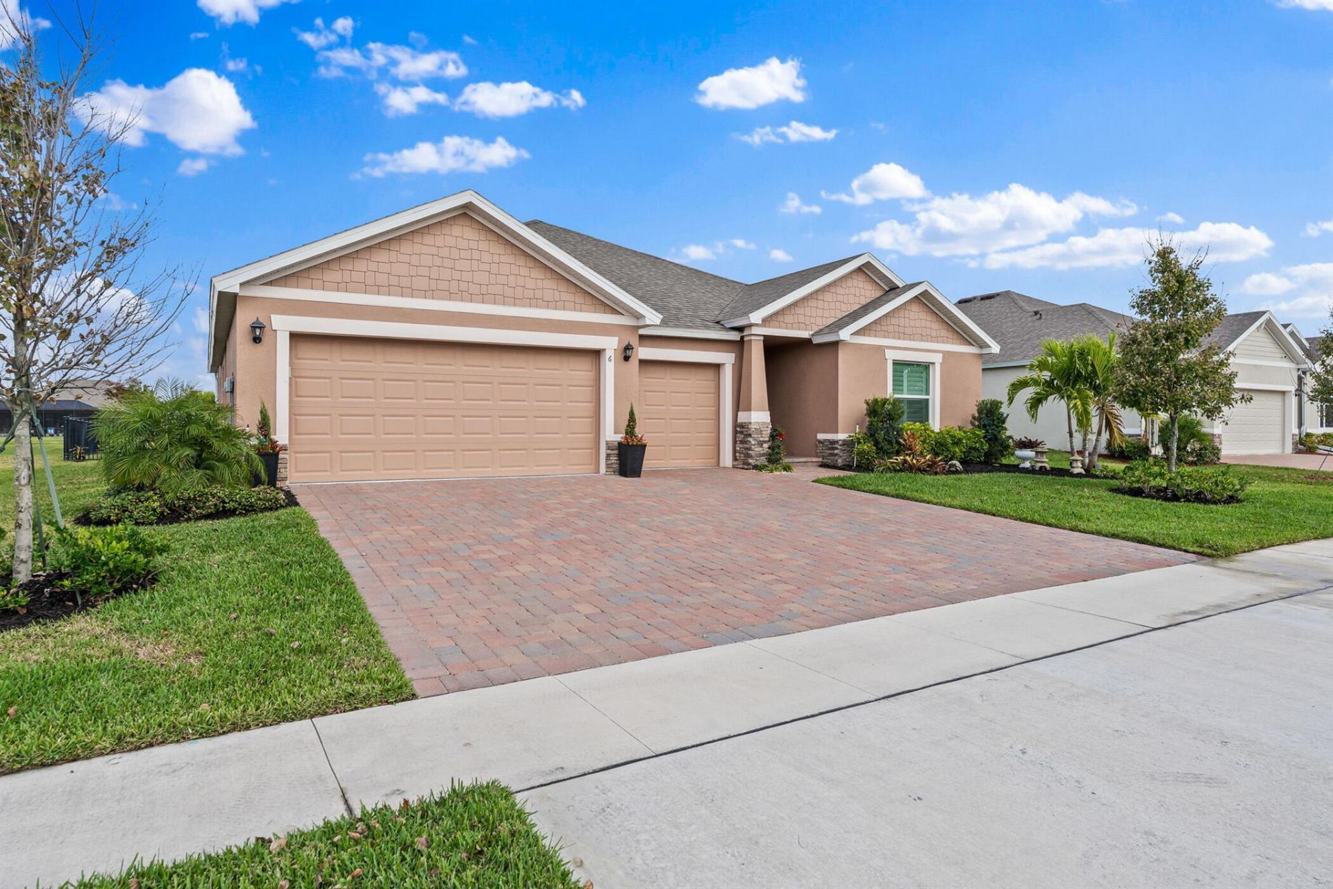 6 52nd Square, Vero Beach, FL 32968 Photo