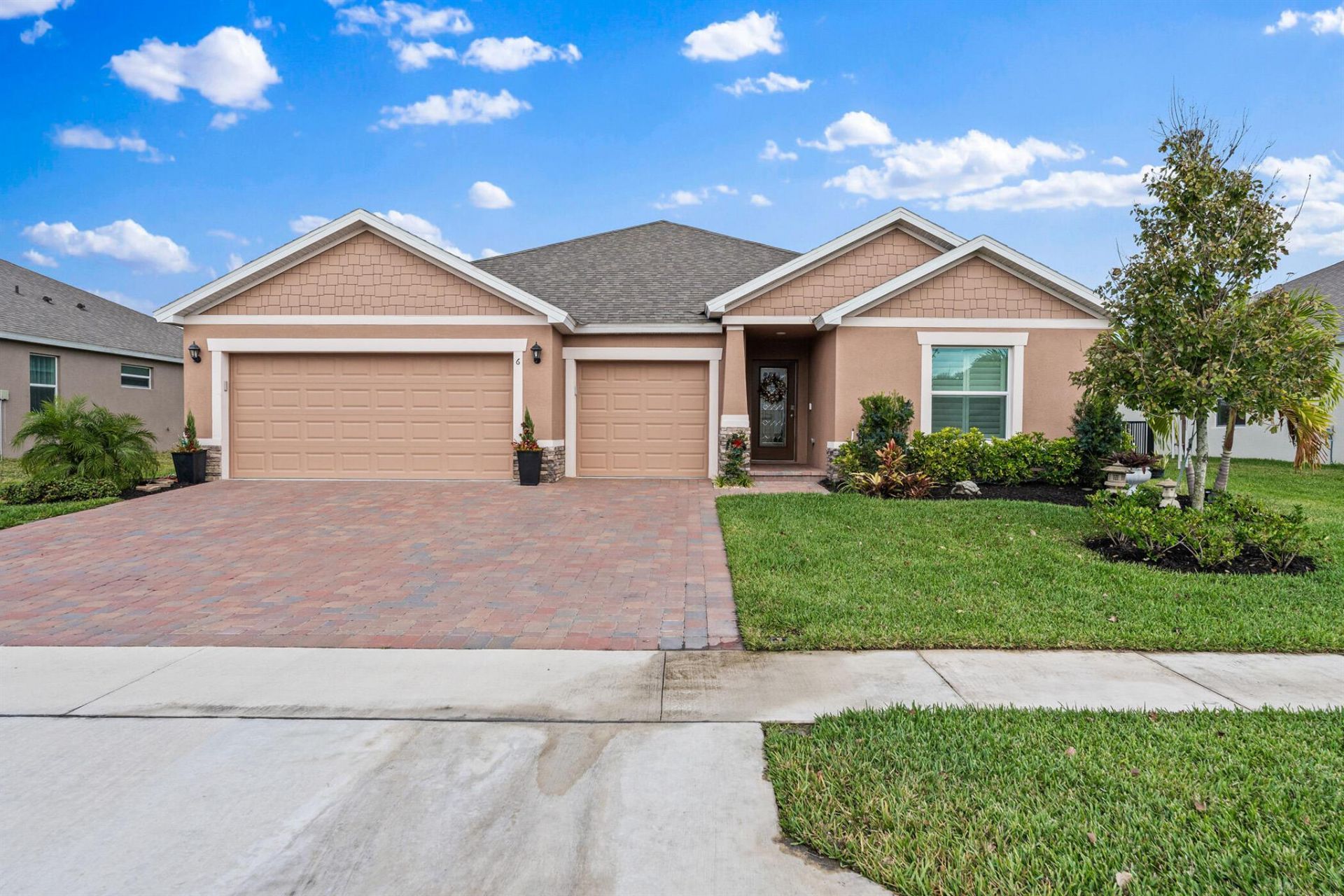 6 52nd Square, Vero Beach, FL 32968 Photo